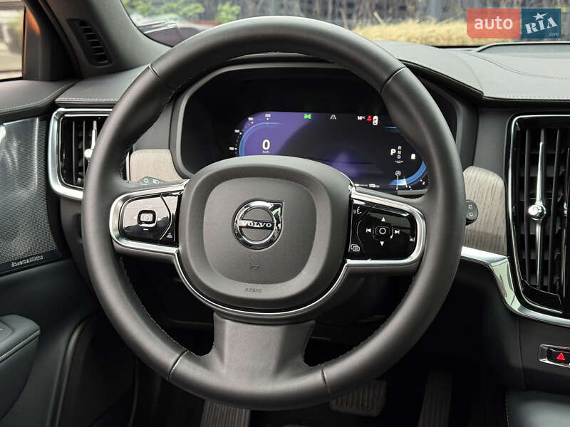 Універсал Volvo V90 Cross Country 2023 в Києві фото 18 Універсал Volvo V90 Cross Country 2023 в Києві