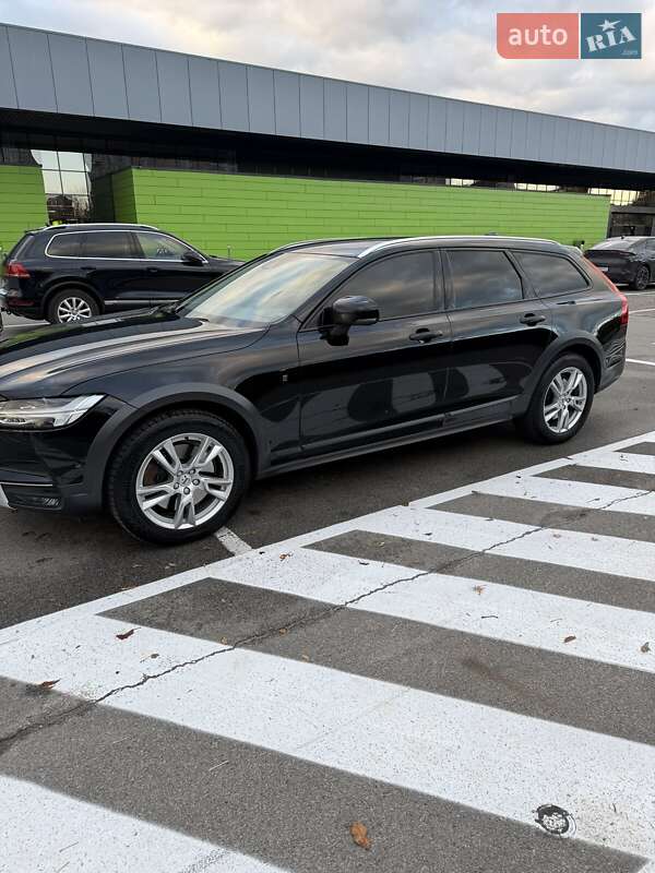 Универсал Volvo V90 Cross Country 2017 в Киеве фото 2 Универсал Volvo V90 Cross Country 2017 в Киеве