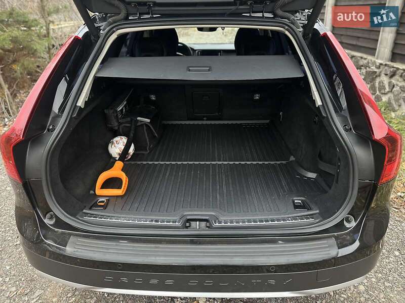 Универсал Volvo V90 Cross Country 2018 в Черкассах фото 7 Универсал Volvo V90 Cross Country 2018 в Черкассах