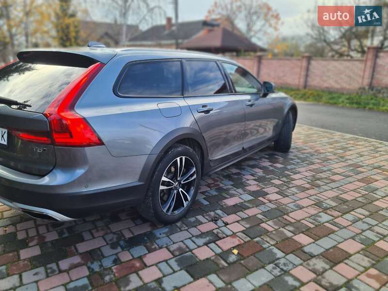 Универсал Volvo V90 Cross Country 2017 в Ивано-Франковске фото 20 Универсал Volvo V90 Cross Country 2017 в Ивано-Франковске