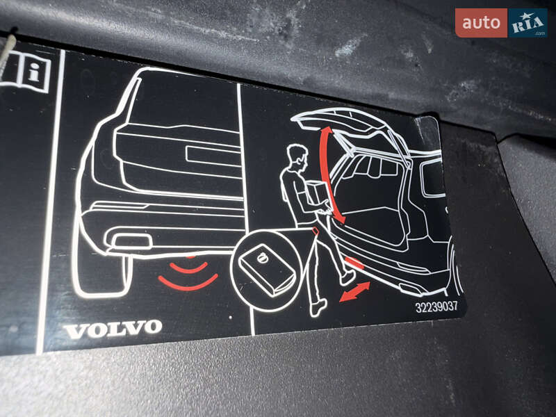 Универсал Volvo V90 Cross Country 2018 в Киеве