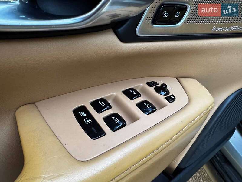 Універсал Volvo V90 Cross Country 2017 в Києві