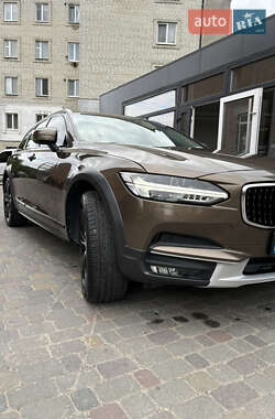 Универсал Volvo V90 Cross Country 2017 в Львове