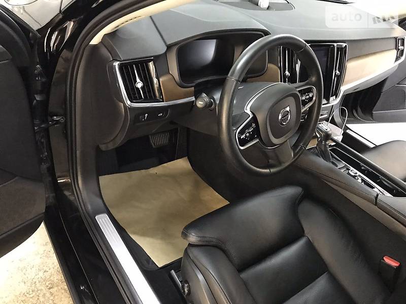 Універсал Volvo V90 2017 в Івано-Франківську