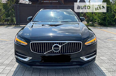 Универсал Volvo V90 2017 в 