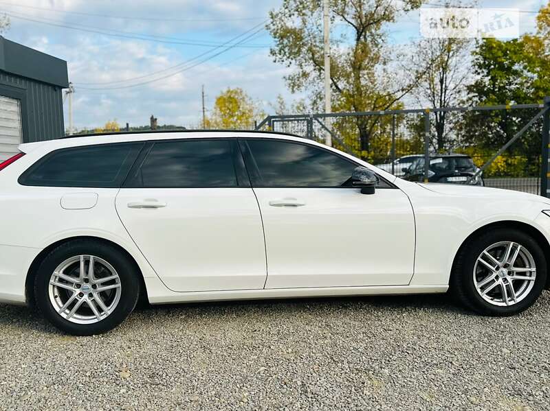 Универсал Volvo V90 2018 в Иршаве