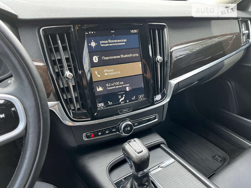 Универсал Volvo V90 2017 в Тростянце