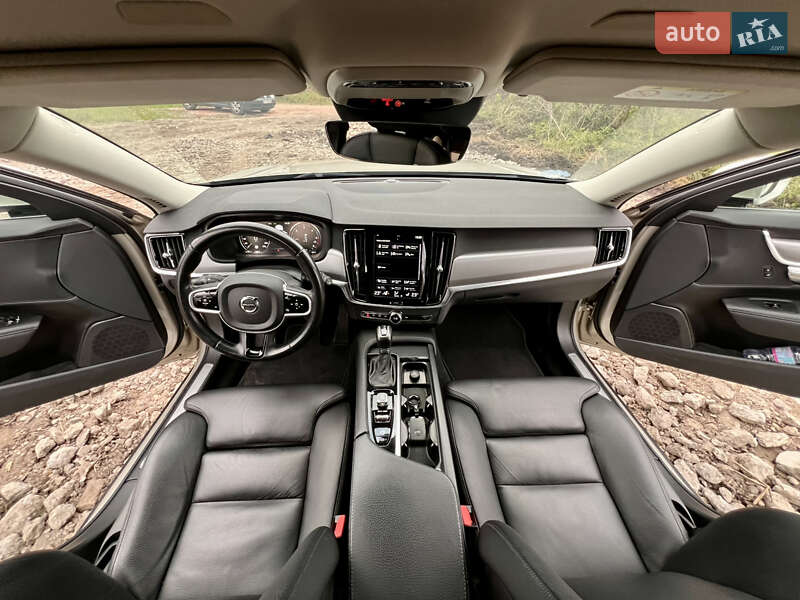 Универсал Volvo V90 2018 в Киеве