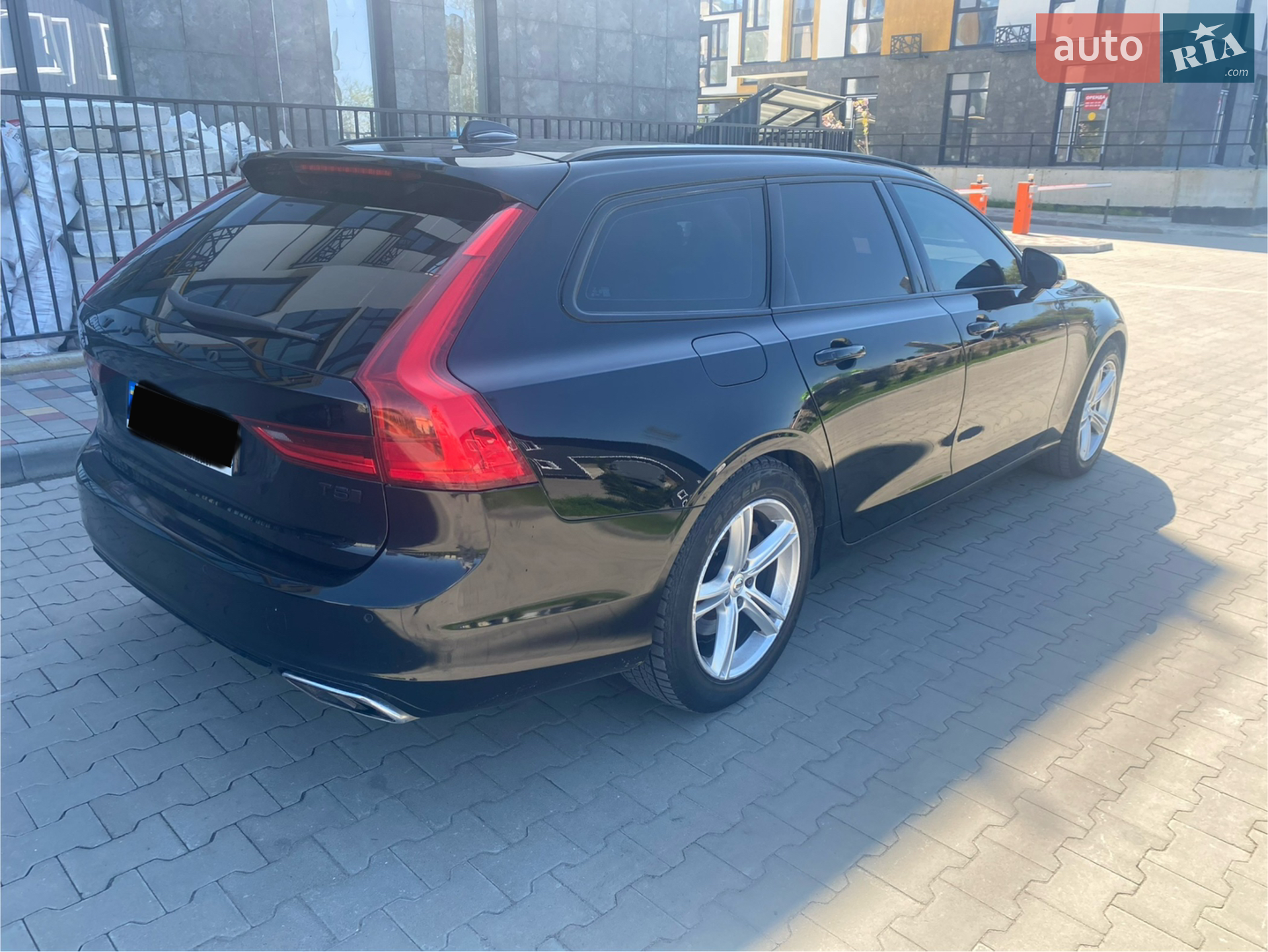 2018 Volvo V90 - мініатюра 14