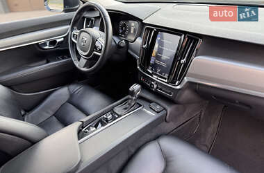 Универсал Volvo V90 2019 в 
