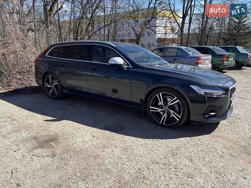 Универсал Volvo V90 2018 в Тростянце