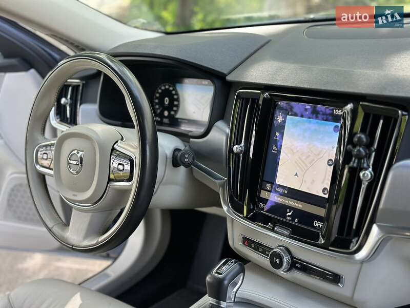 Универсал Volvo V90 2016 в Львове фото 5 Универсал Volvo V90 2016 в Львове