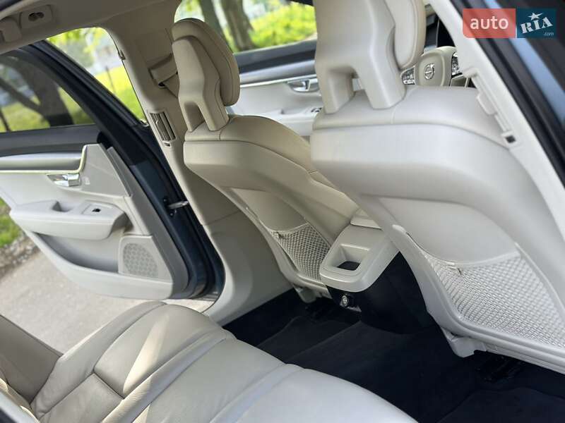 Универсал Volvo V90 2016 в Львове фото 9 Универсал Volvo V90 2016 в Львове