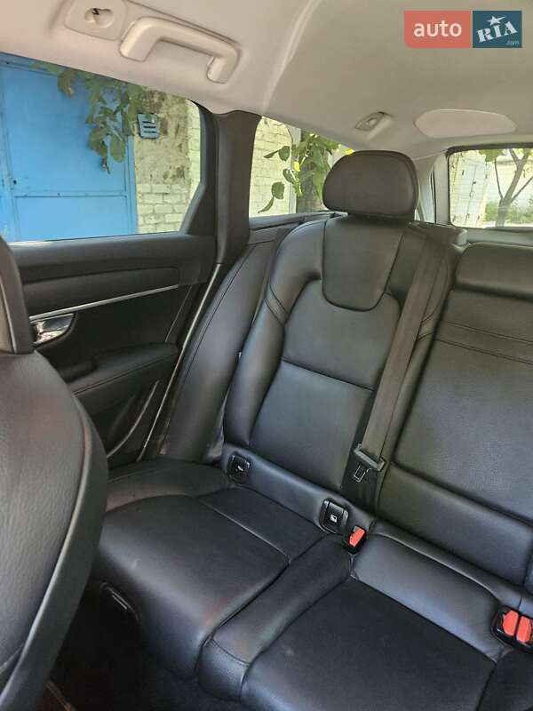 Універсал Volvo V90 2017 в Першотравенську