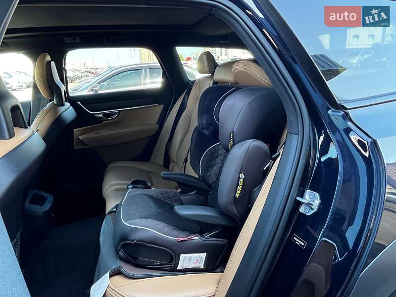 Универсал Volvo V90 2017 в Киеве фото 13 Универсал Volvo V90 2017 в Киеве