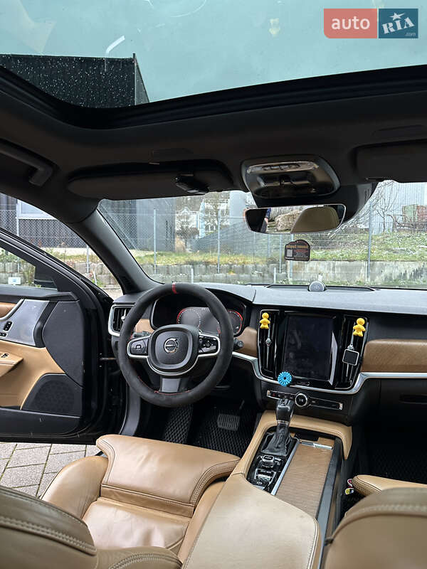 Универсал Volvo V90 2016 в Луцке фото 28 Универсал Volvo V90 2016 в Луцке