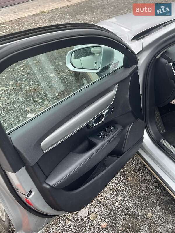 Универсал Volvo V90 2016 в Ужгороде