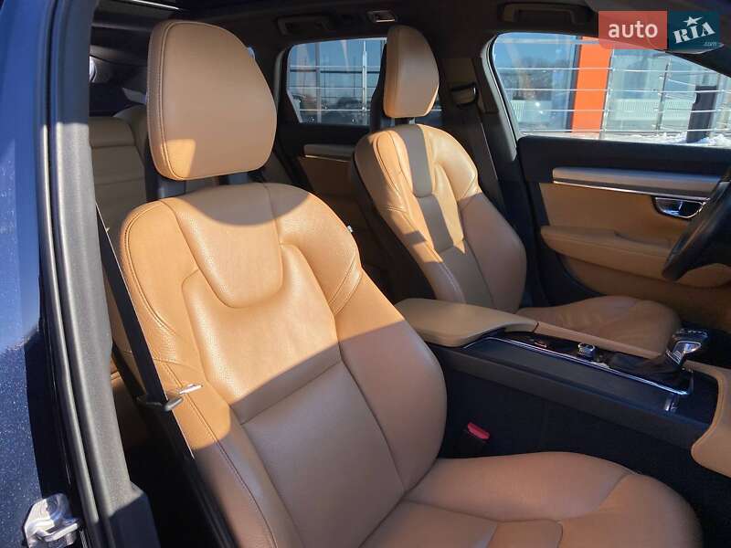Универсал Volvo V90 2017 в Львове фото 23 Универсал Volvo V90 2017 в Львове