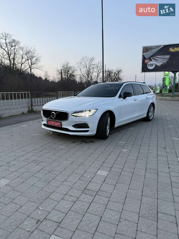 Универсал Volvo V90 2017 в Иршаве фото Универсал Volvo V90 2017 в Иршаве