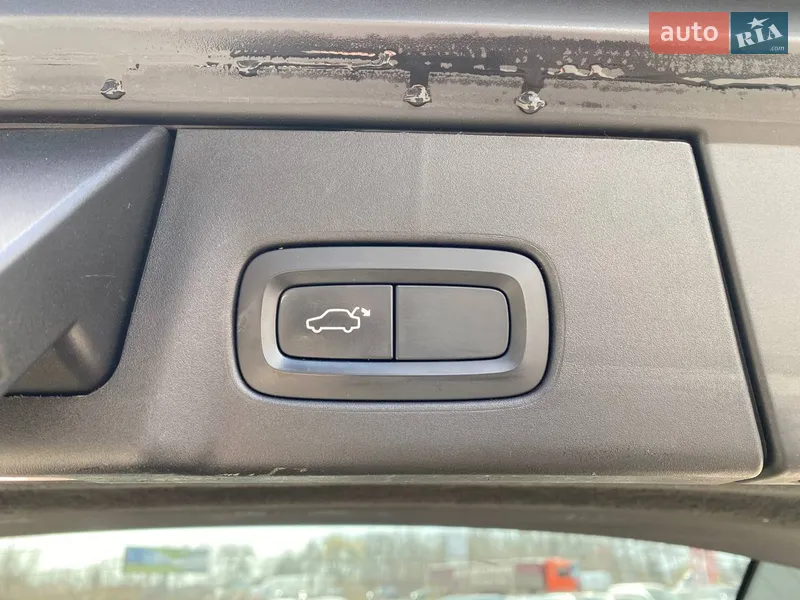 Volvo V90 2017 VIN YV1PW79B0H1022006 фото оголошення 27 з 64
