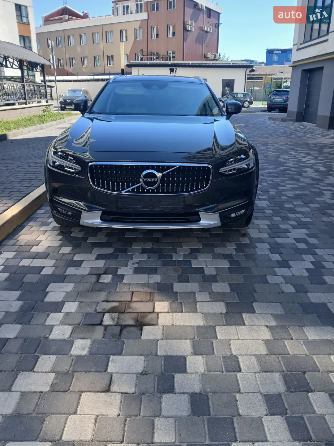 2017 Volvo V90 - фото 1