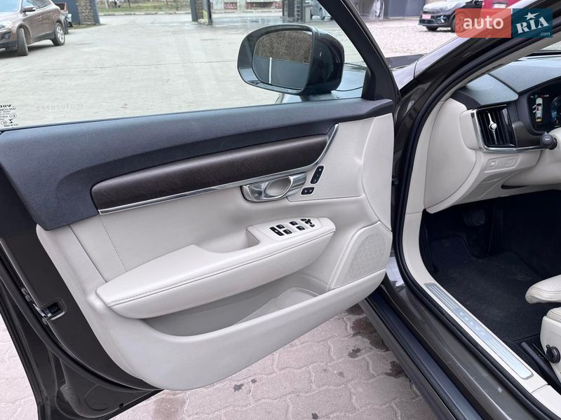 Универсал Volvo V90 2017 в Ивано-Франковске