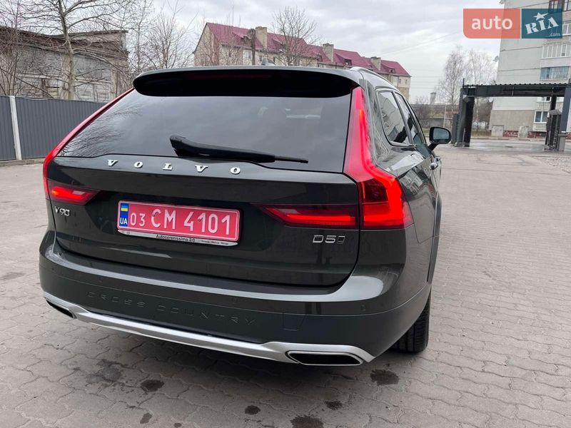 Универсал Volvo V90 2017 в Ивано-Франковске