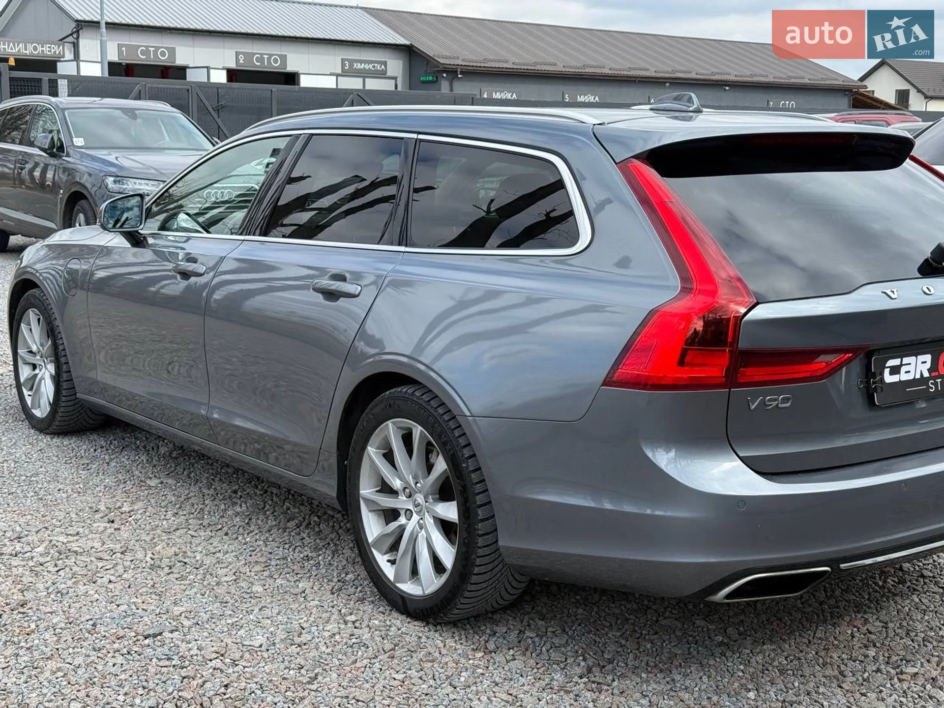 2017 Volvo V90 - мініатюра 11