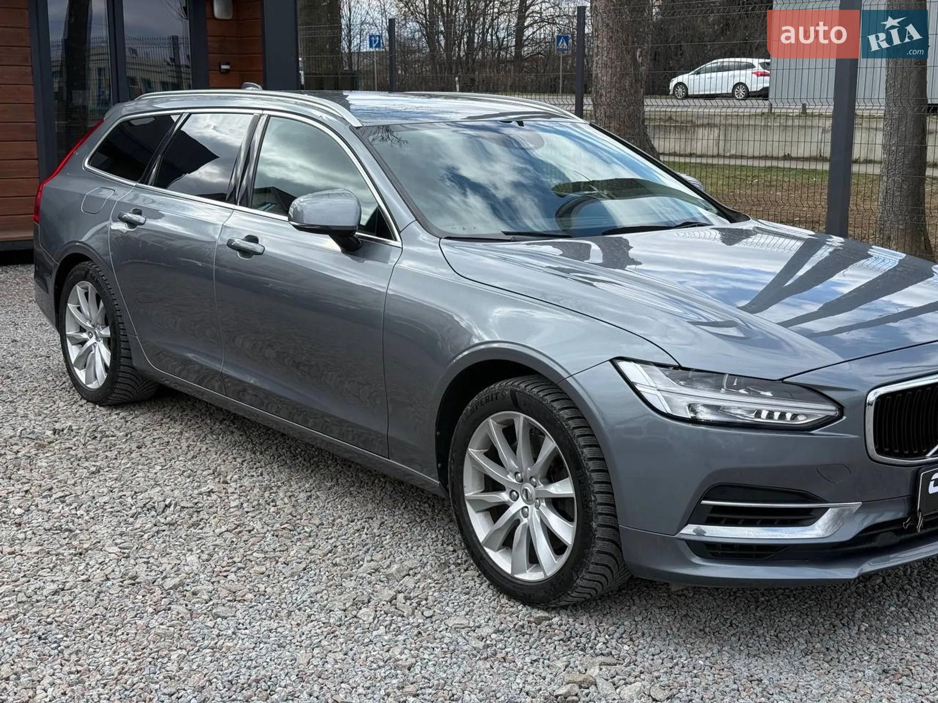 2017 Volvo V90 - мініатюра 19