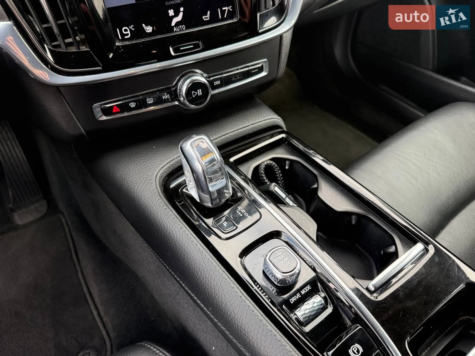 2017 Volvo V90 - мініатюра 34