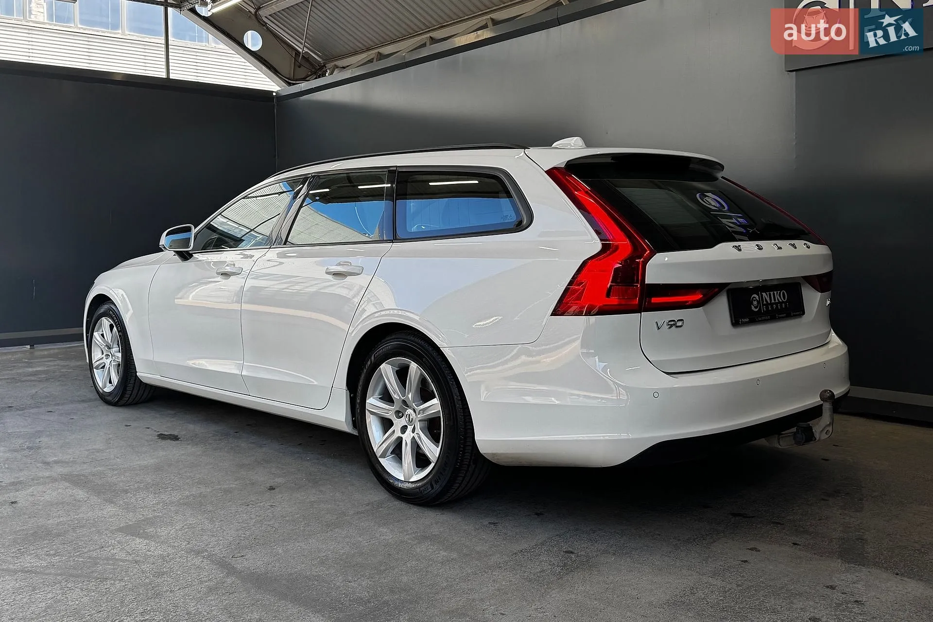 2017 Volvo V90 - мініатюра 7