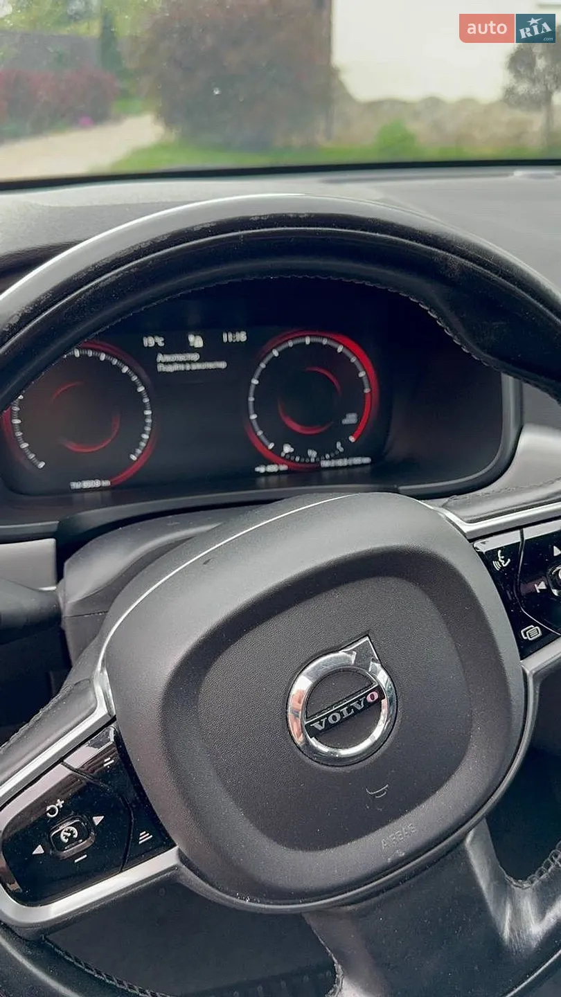 2017 Volvo V90 - мініатюра 11