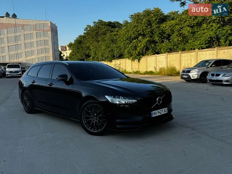 Volvo V90