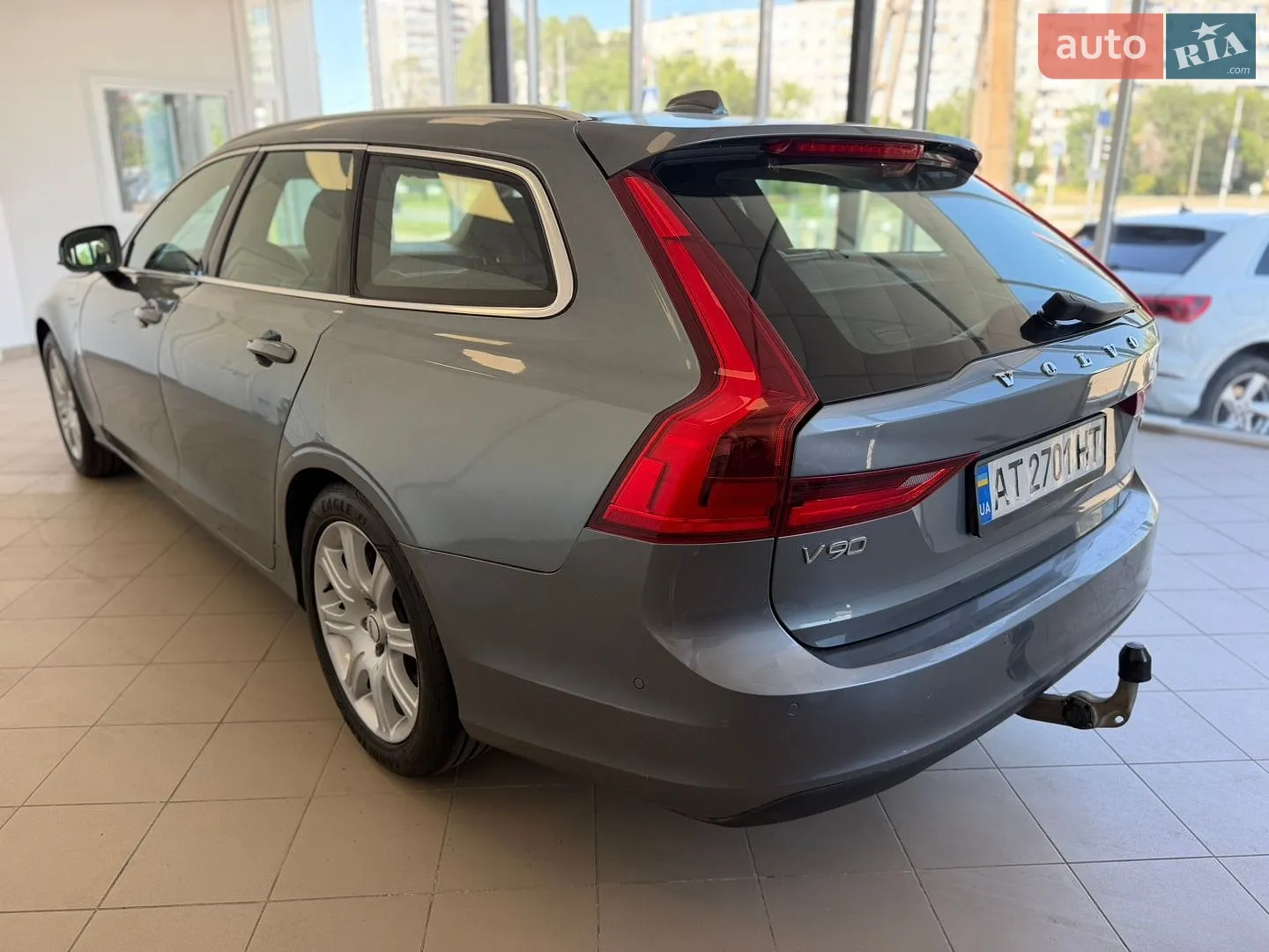 2017 Volvo V90 - мініатюра 10