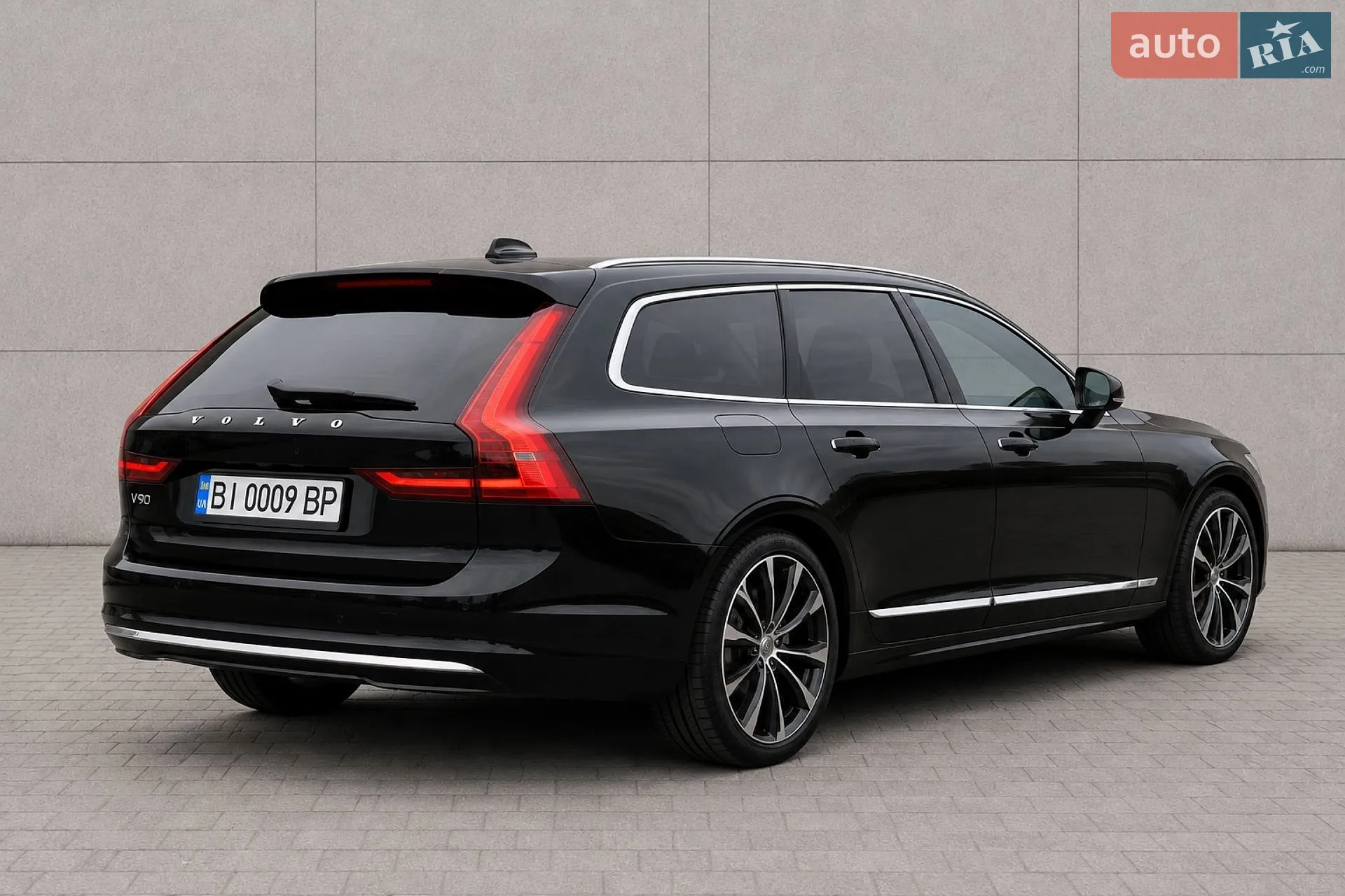 2022 Volvo V90 - мініатюра 17