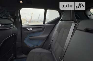 Внедорожник / Кроссовер Volvo XC40 Recharge 2023 в Днепре