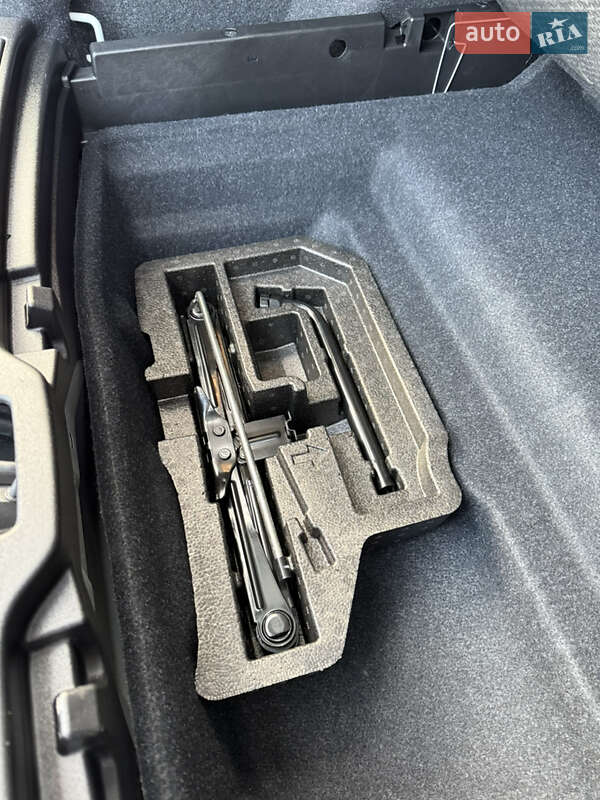 Внедорожник / Кроссовер Volvo XC40 Recharge 2024 в Ровно