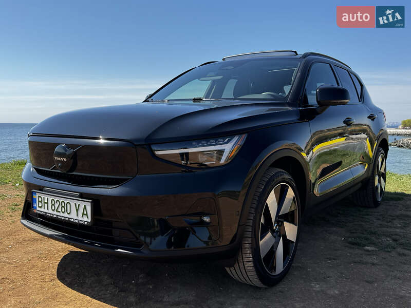 Внедорожник / Кроссовер Volvo XC40 Recharge 2022 в 