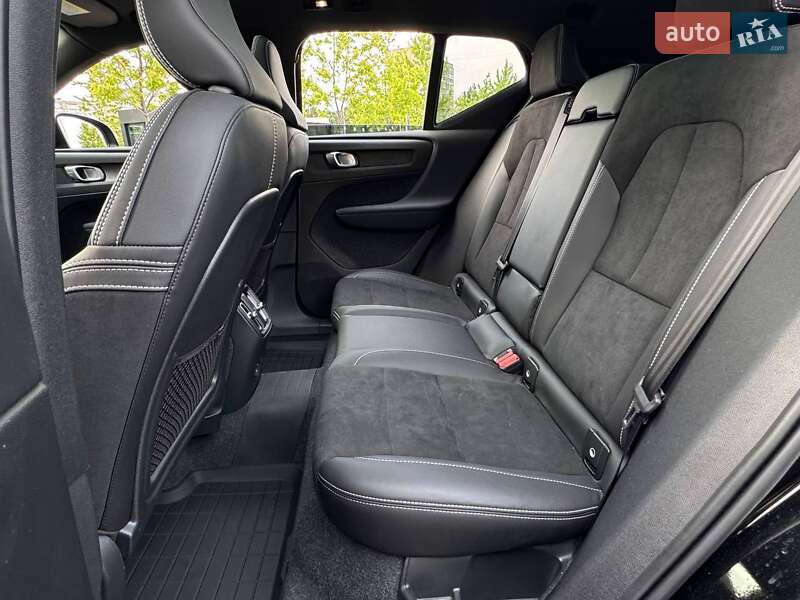 Внедорожник / Кроссовер Volvo XC40 Recharge 2021 в Киеве
