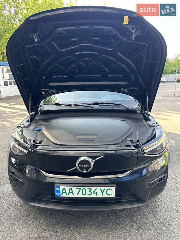 Внедорожник / Кроссовер Volvo XC40 Recharge 2023 в Киеве