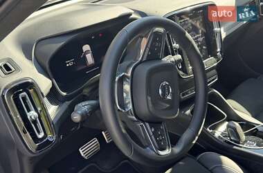 Внедорожник / Кроссовер Volvo XC40 Recharge 2022 в 