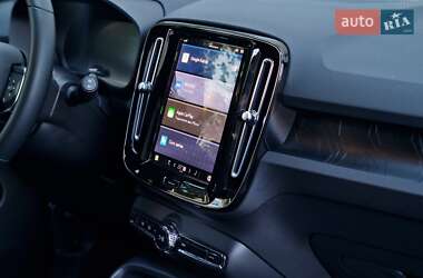 Внедорожник / Кроссовер Volvo XC40 Recharge 2022 в 