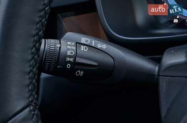 Внедорожник / Кроссовер Volvo XC40 Recharge 2022 в 