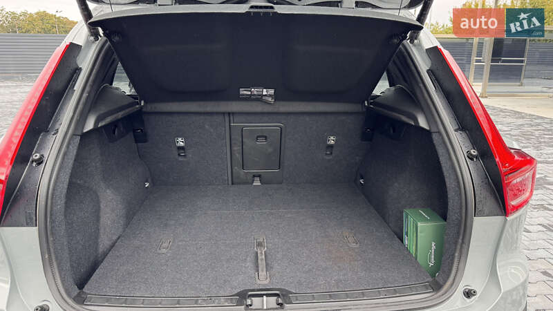 Внедорожник / Кроссовер Volvo XC40 Recharge 2024 в Каменец-Подольском