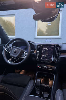 Внедорожник / Кроссовер Volvo XC40 Recharge 2023 в 