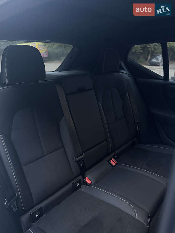 Внедорожник / Кроссовер Volvo XC40 Recharge 2022 в Ровно