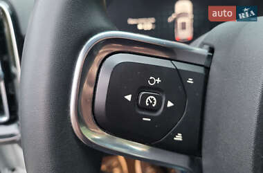 Внедорожник / Кроссовер Volvo XC40 Recharge 2023 в 