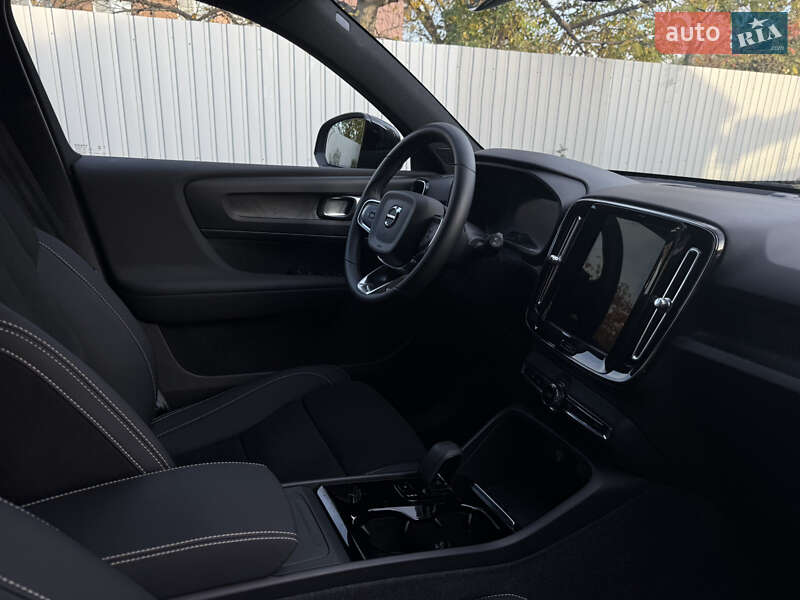 Позашляховик / Кросовер Volvo XC40 Recharge 2023 в Знам'янці фото 14 Позашляховик / Кросовер Volvo XC40 Recharge 2023 в Знам'янці
