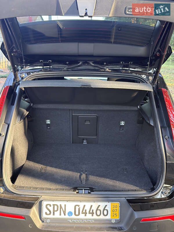 Внедорожник / Кроссовер Volvo XC40 Recharge 2023 в Ровно