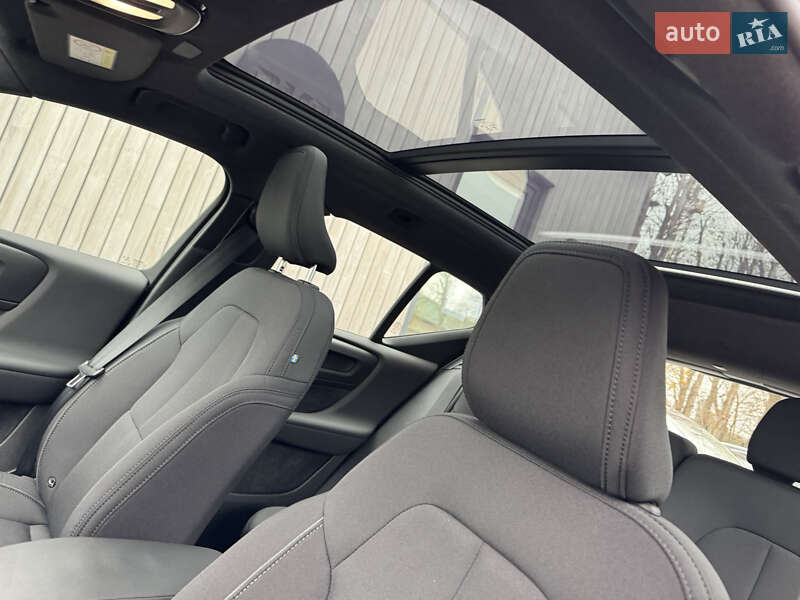 Внедорожник / Кроссовер Volvo XC40 Recharge 2022 в Тернополе